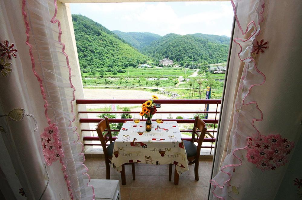 Gangchon Beautiful Pension Chuncheon Extérieur photo