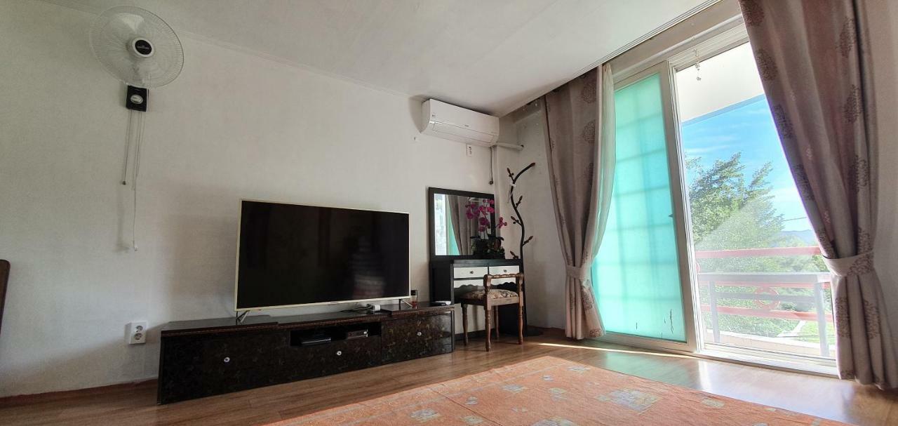 Gangchon Beautiful Pension Chuncheon Extérieur photo