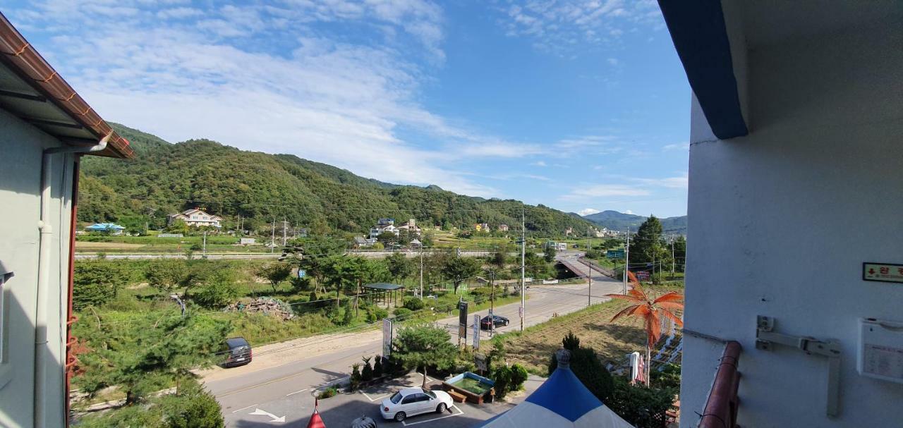 Gangchon Beautiful Pension Chuncheon Extérieur photo