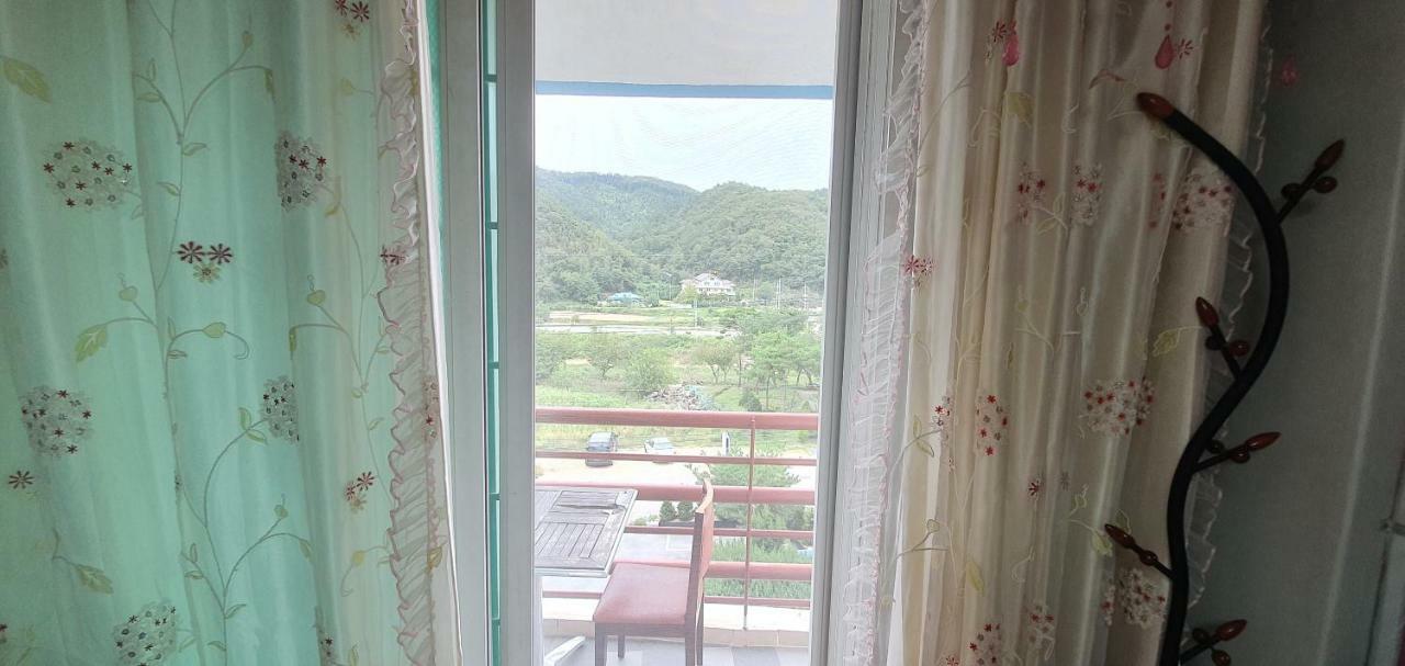 Gangchon Beautiful Pension Chuncheon Extérieur photo